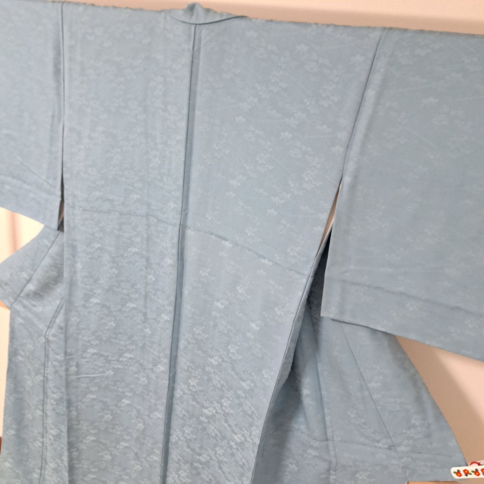 モダンな【色無地】正絹　地紋　紋なし 色無地｜KIMONO・OFF キモノオフ【公式】きもの通販サイト - KIMONO