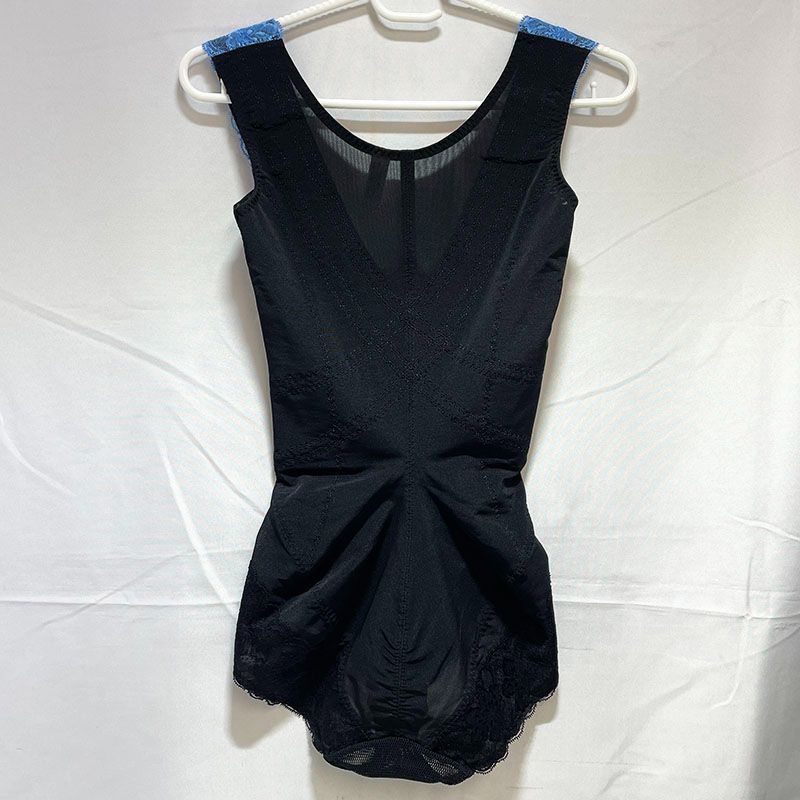 新古品 グラントイーワンズ LALA Grant Gracy ララドール(袖なしボディ