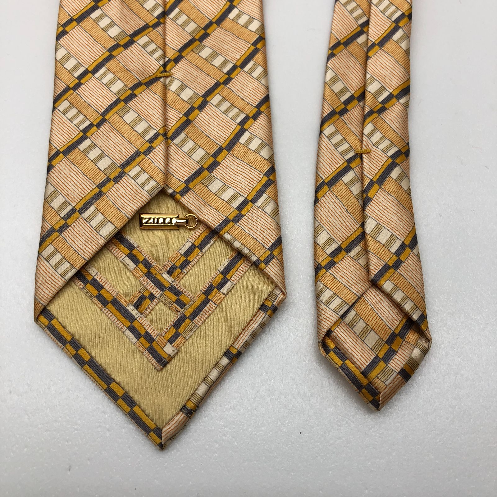 ZILLI ネクタイ シルク 絹 イエロー 黄色 ロゴ金具 ジリー SGSS26-0169