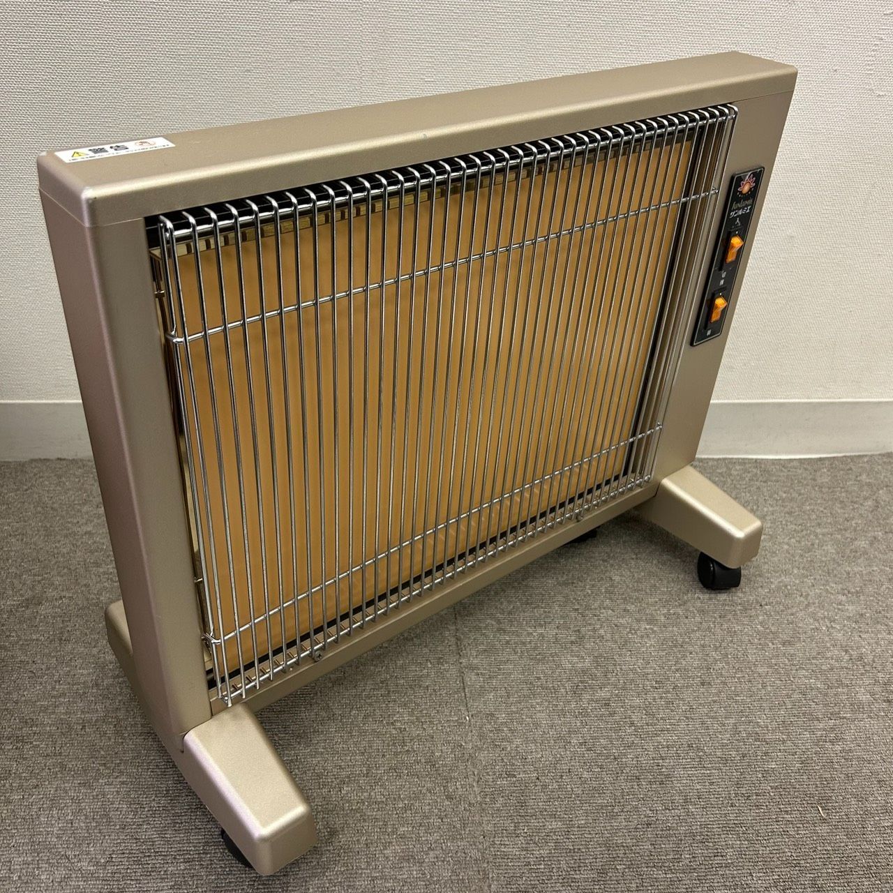 動作確認済み】 サンルミエ キュート E800LS 遠赤外線暖房器 製造番号