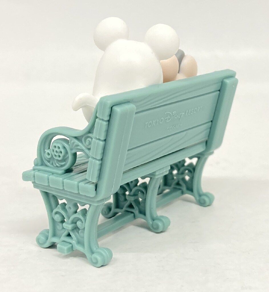 ミッキー・ミニー ベンチ フィギュア ミッキー・ミニー ベンチ フィギュア