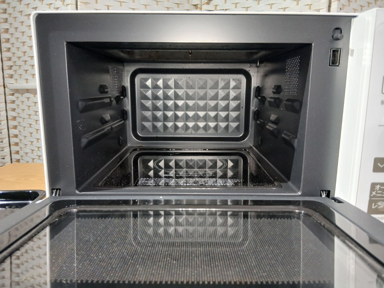 2023年製　ハイアール(Haier)のオーブンレンジ　KS-OR22F18 Haier ハイアール オーブンレンジ KS-OR22F18 ホワイト 2023年製