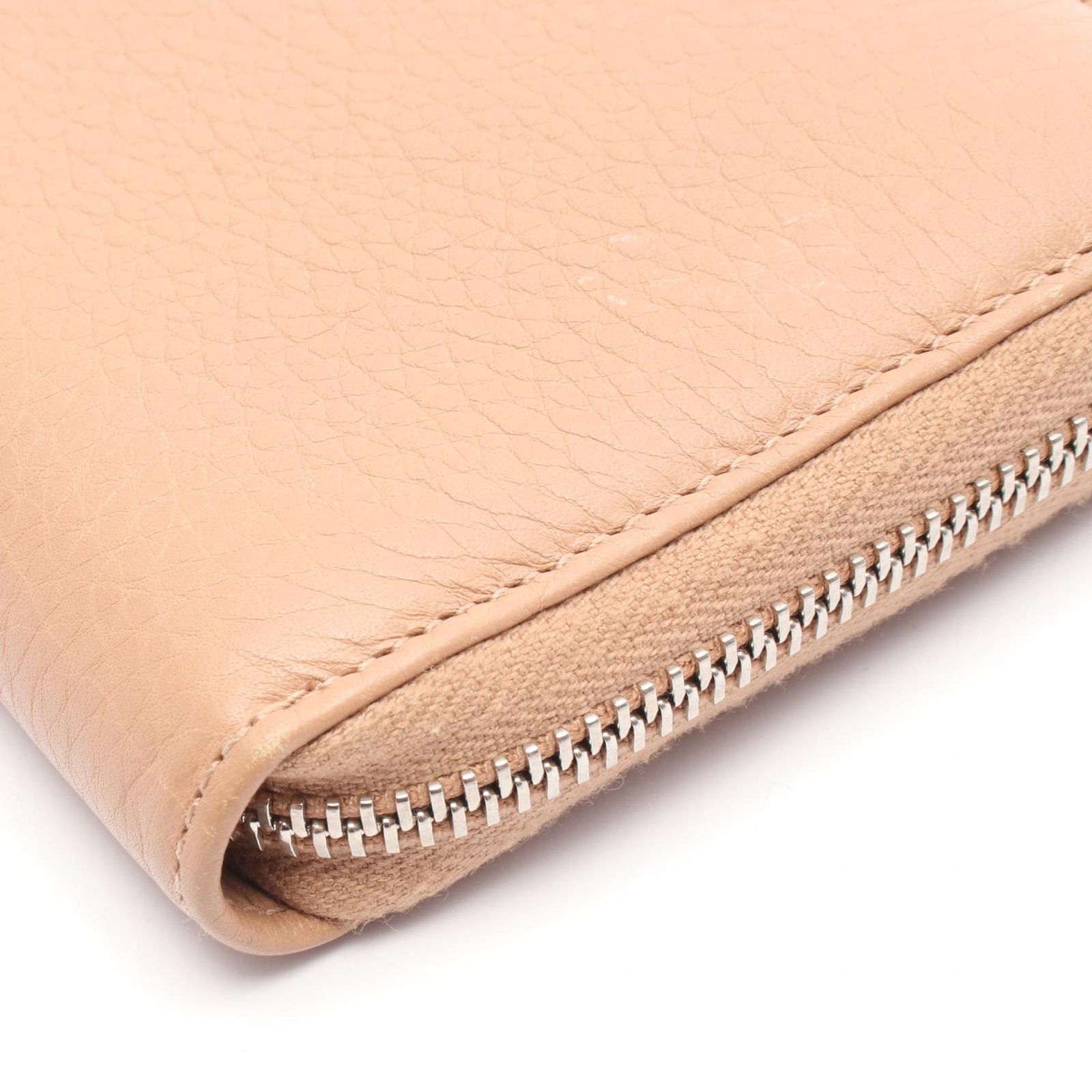 GUCCI ベージュレザー ジッパー長財布