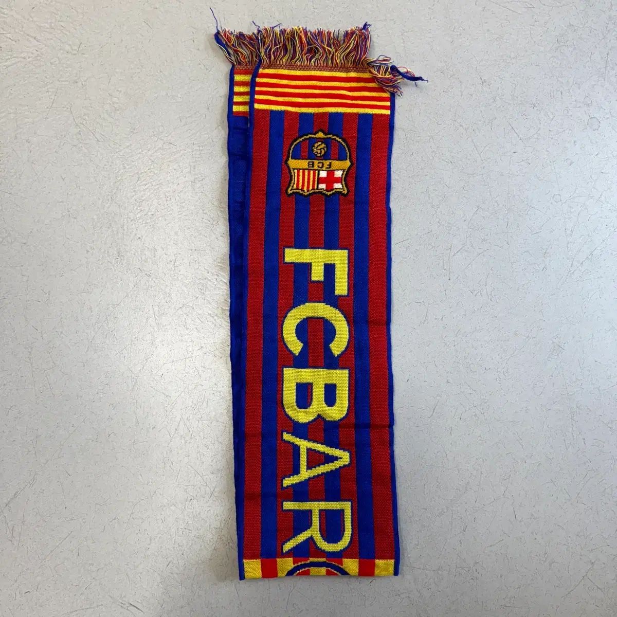 FCバルセロナ サッカースカーフ - メルカリ