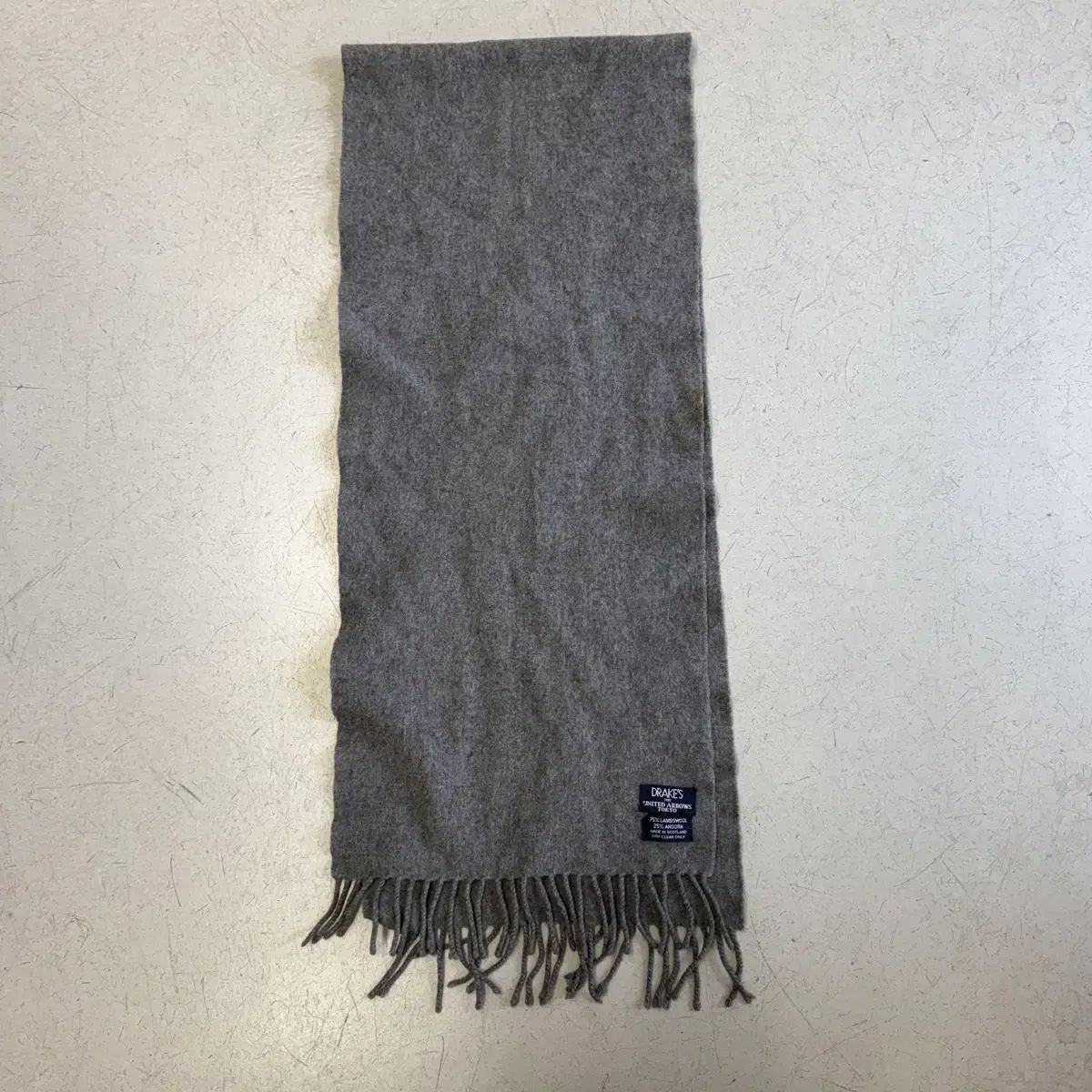 ドレイクス ラムウール アンゴラ マフラー - メルカリ