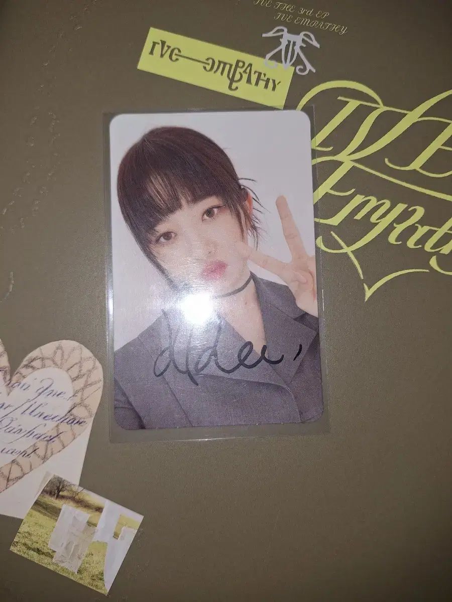 IVE レイ ELEVEN サイン入りトレカ サイン トレカ トレカ 販売 人気