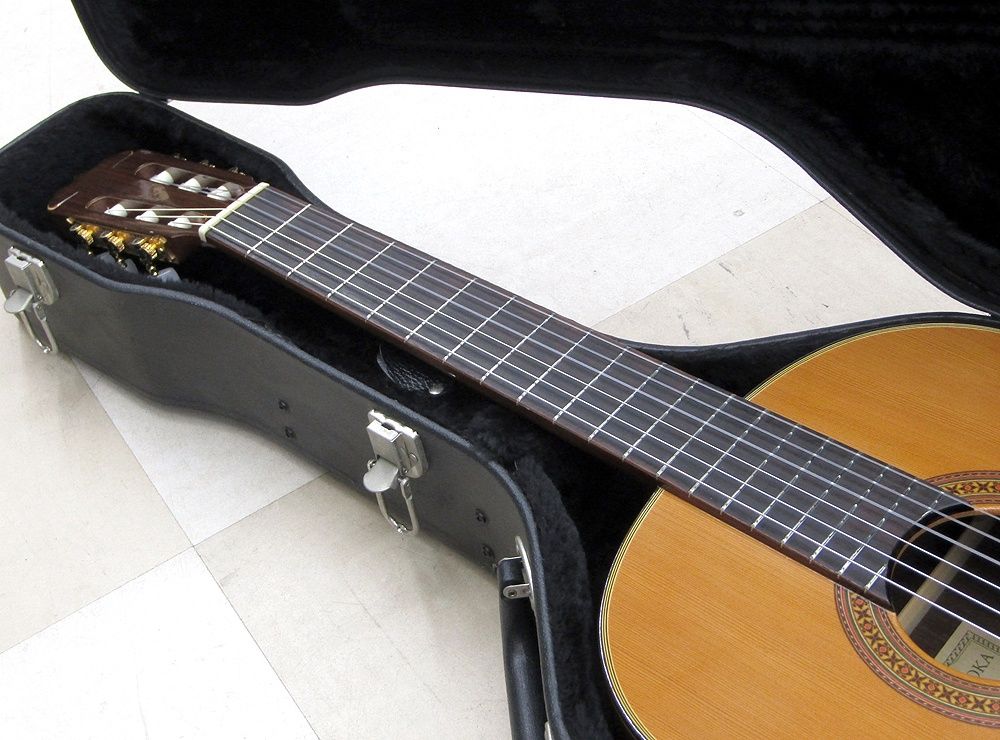 MATSUOKA RYOJI 松岡良治 クラシックギター M60 ハードケース付属