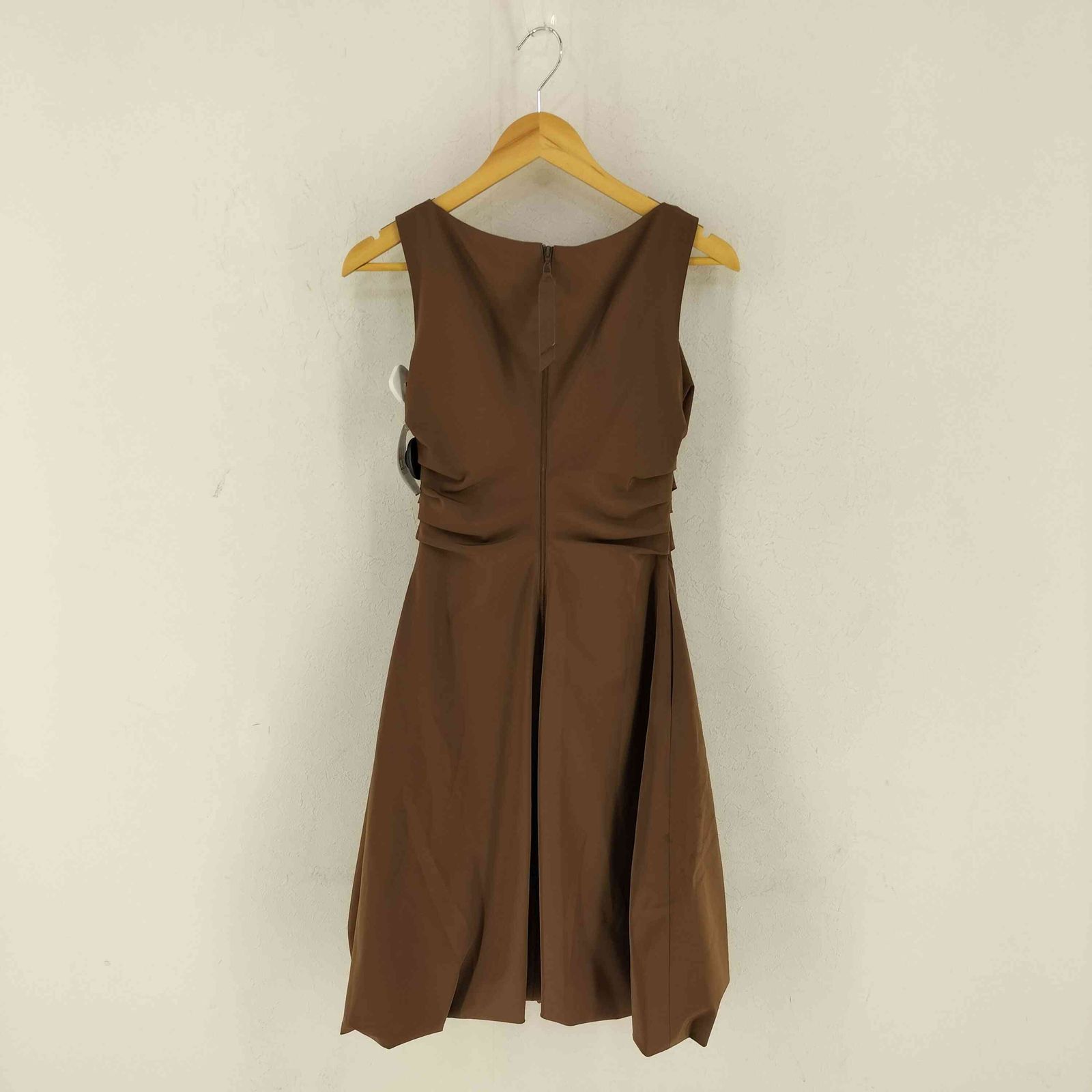 フォクシーニューヨーク FOXEY NEW YORK バックジップギャザー