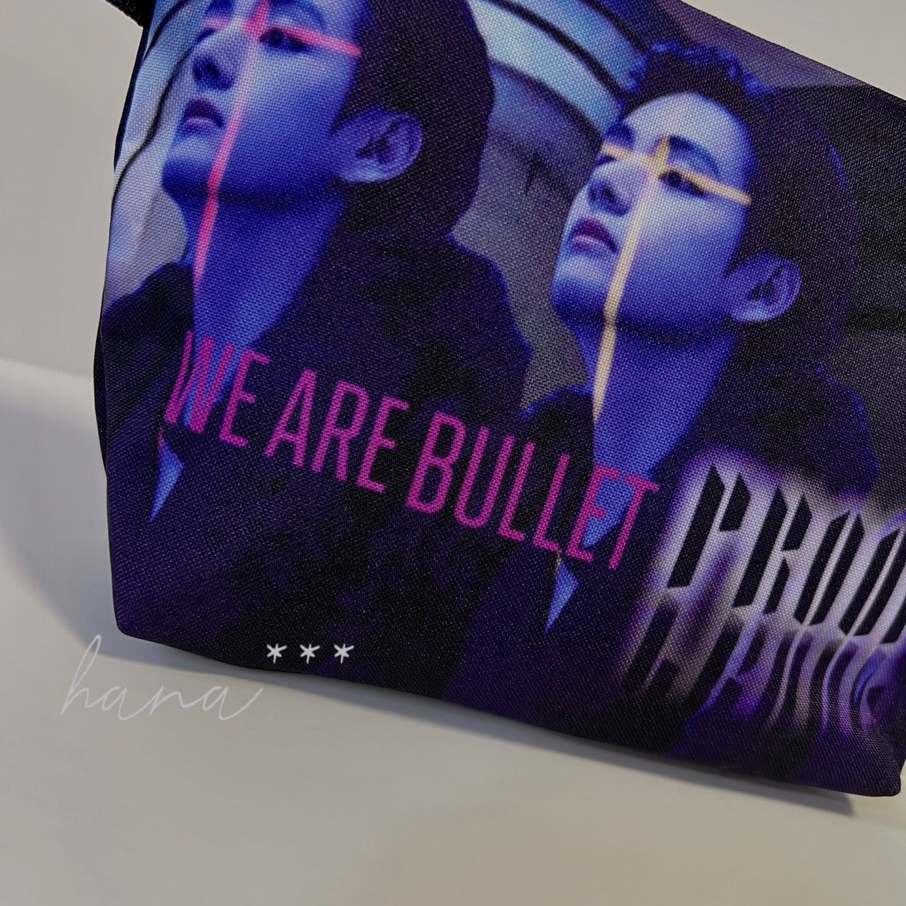 テテ V BTS ナイロンポーチ P1022V ❤️️【 BTS テテ V 】❤️ ⭐️ コスメポーチ ⭐️ - メルカリ