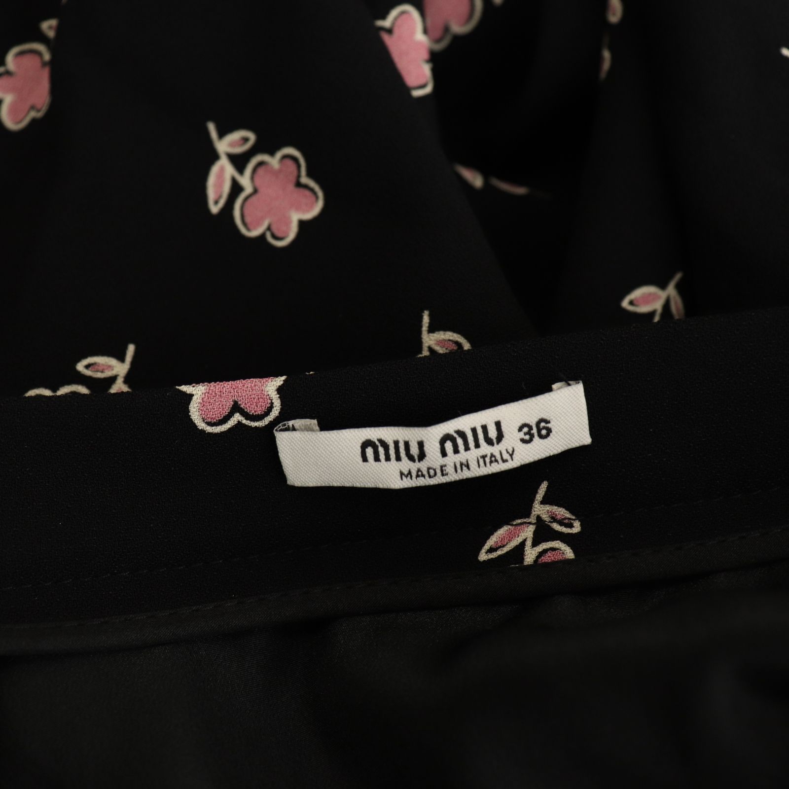 ケアタグ欠品 miumiu ミュウミュウ ピンク ミニスカート Miu Miu（ミュウミュウ）ミニスカート ピンク サイズ:38(S位