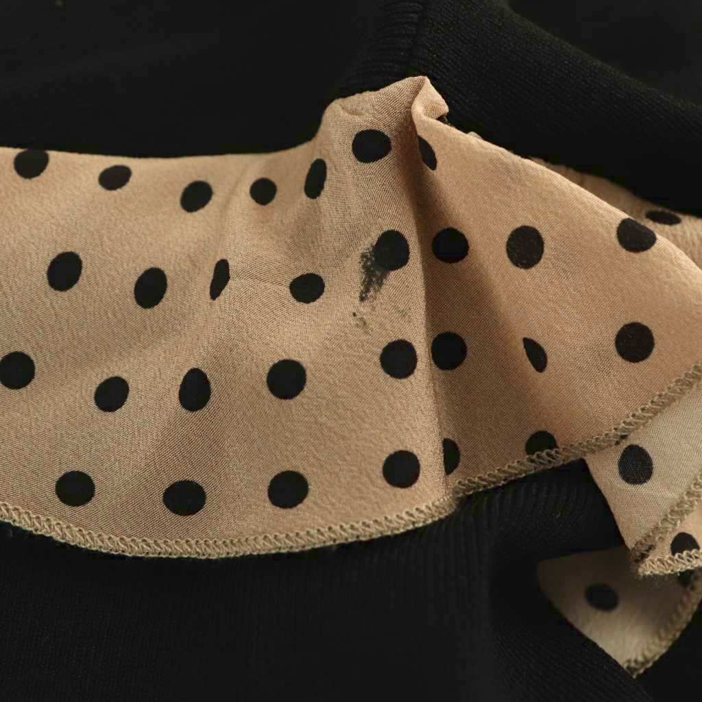 RED VALENTINO ヴァレンティノ　カギ編み　フリル　ニット　半袖　XS RED VALENTINO ヴァレンティノ カギ編み フリル ニット 半袖 XS RED