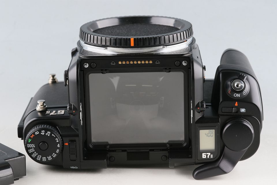 Pentax 67II + AE Prism Finder With Box #62125L9 - メルカリ