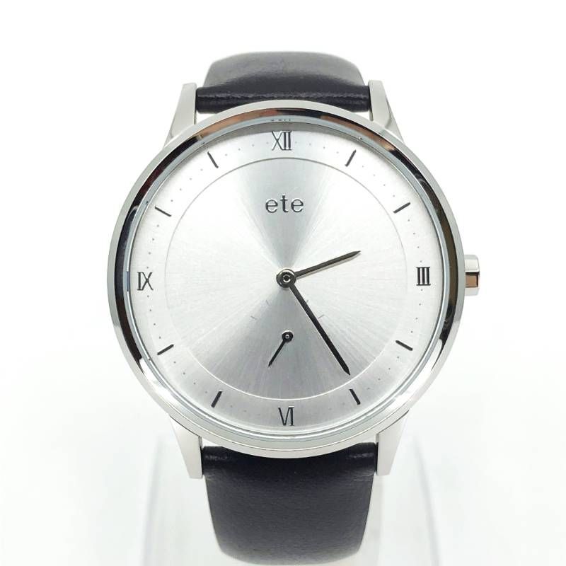 美品・箱付き】ete エテ／メンズ 腕時計 スモールセコンド／クォーツ 