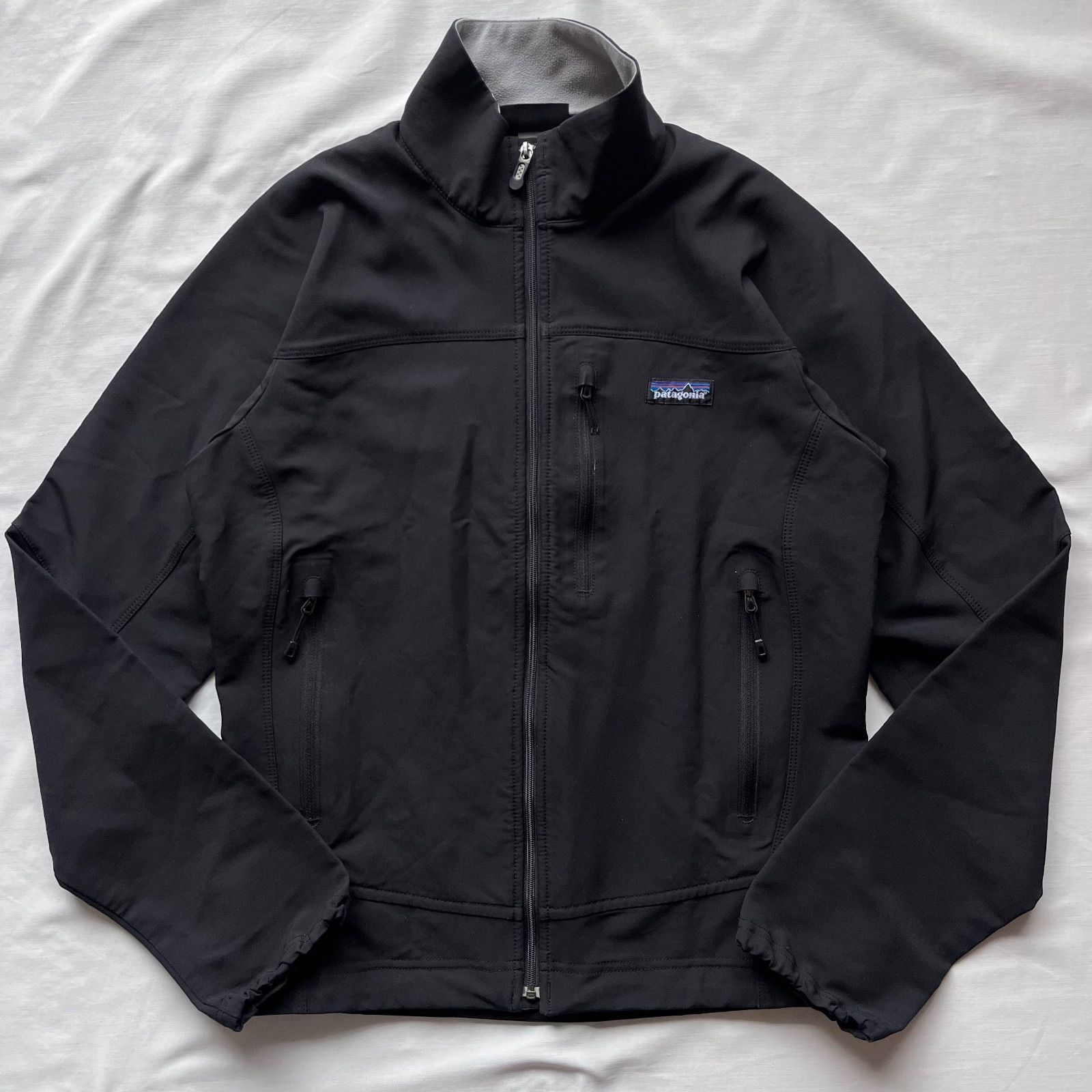 patagonia パタゴニア ナイロンジャケット ソフトシェル シンプル