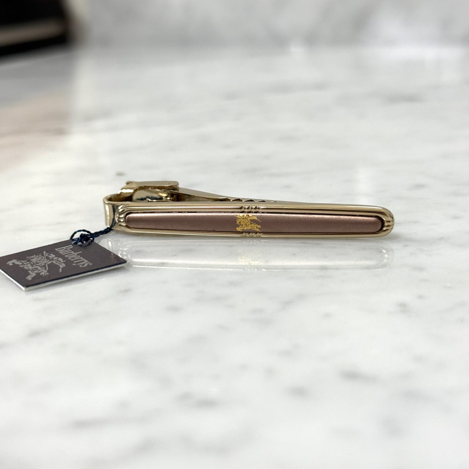 BURBERRY バーバリー　ネクタイピン　ゴールド　新品・未使用 新品 未使用 BURBERRY バーバリー ネクタイピン タイピン ホース ロゴ
