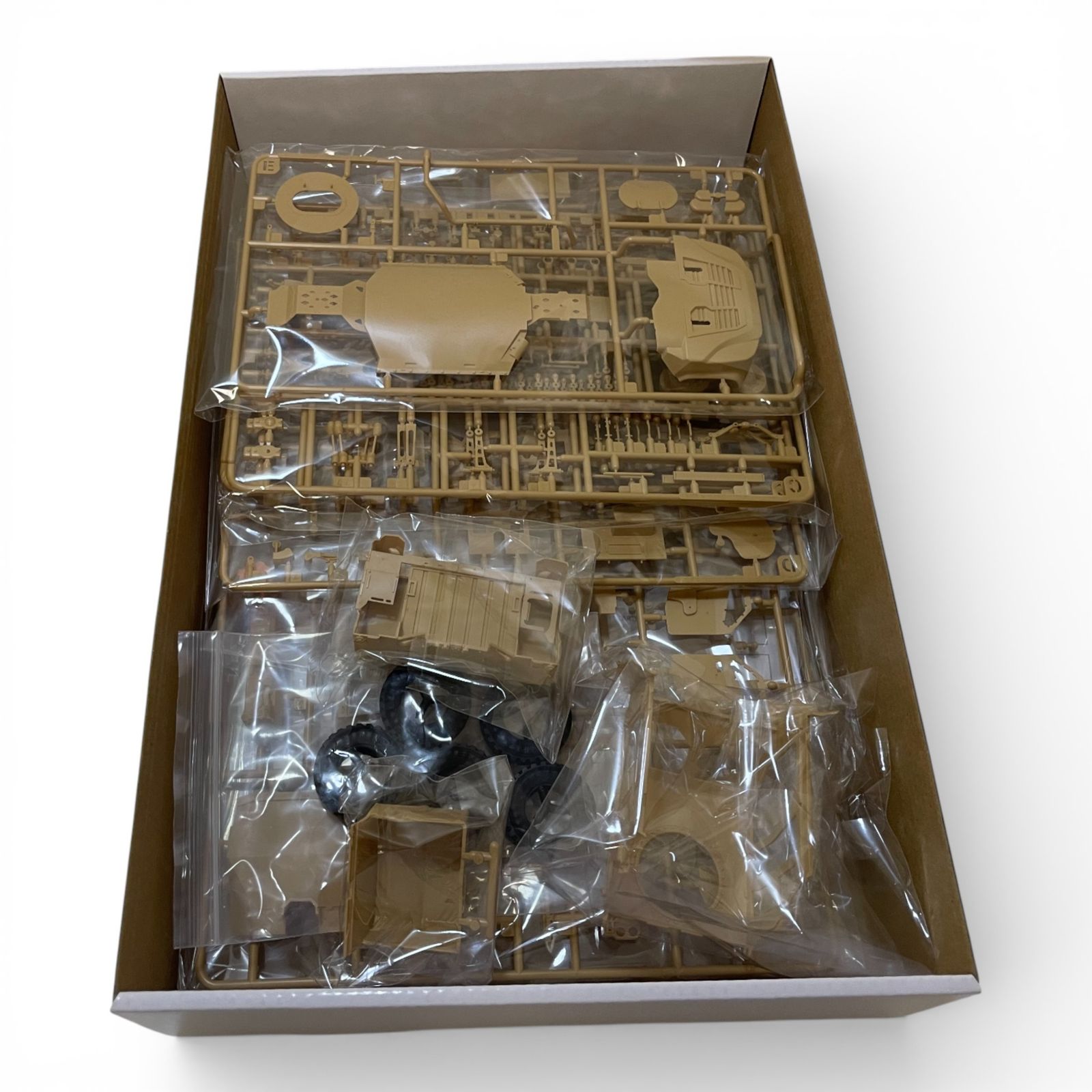 新品♪ ● ライフィールドモデル RYEFIELD MODEL プラモデル JLTV (統合軽戦術車両)  1/35 RFM5090 1400-3185
