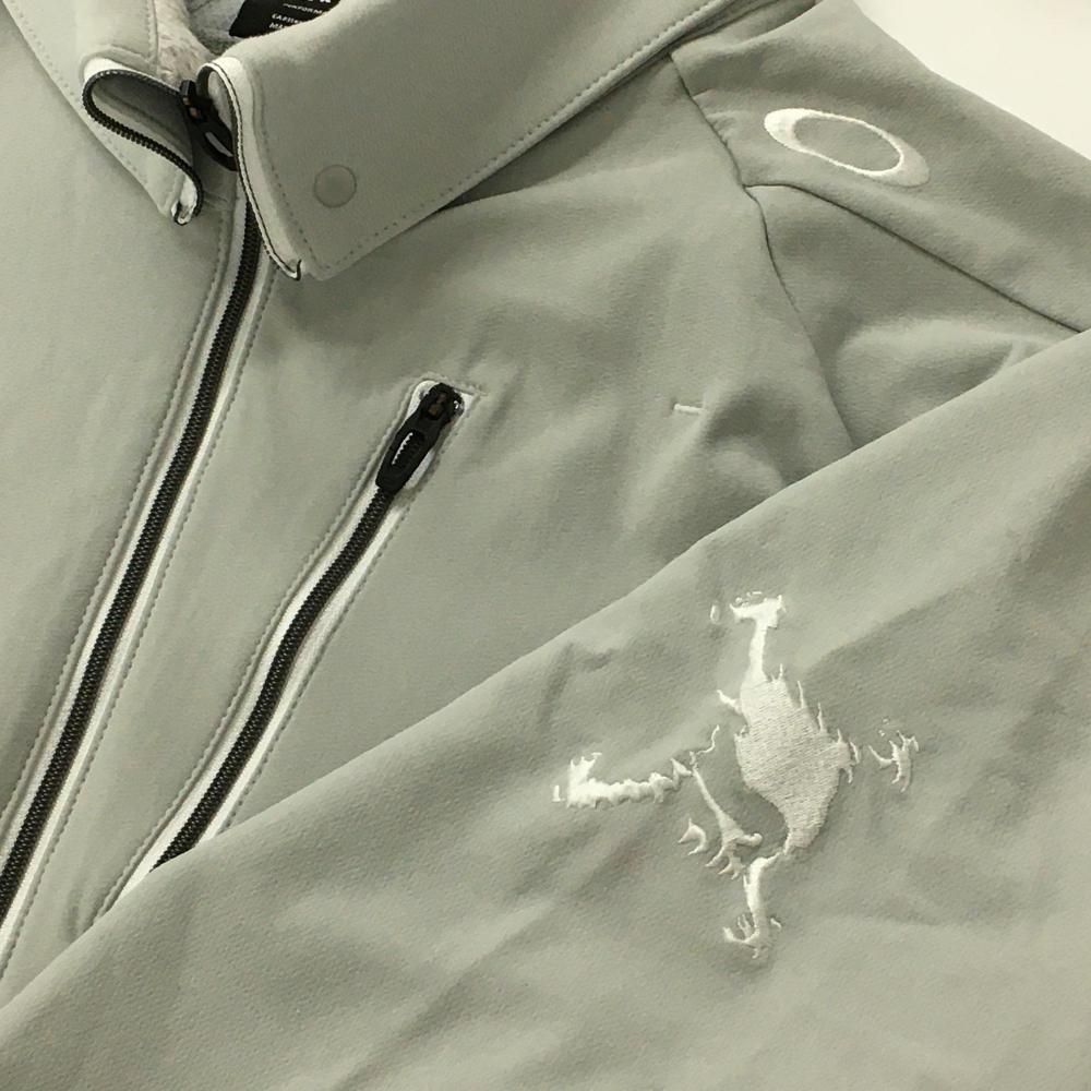 オークリー 長袖ポロシャツ ライトグレー ロゴ白 ハーフジップ ネック