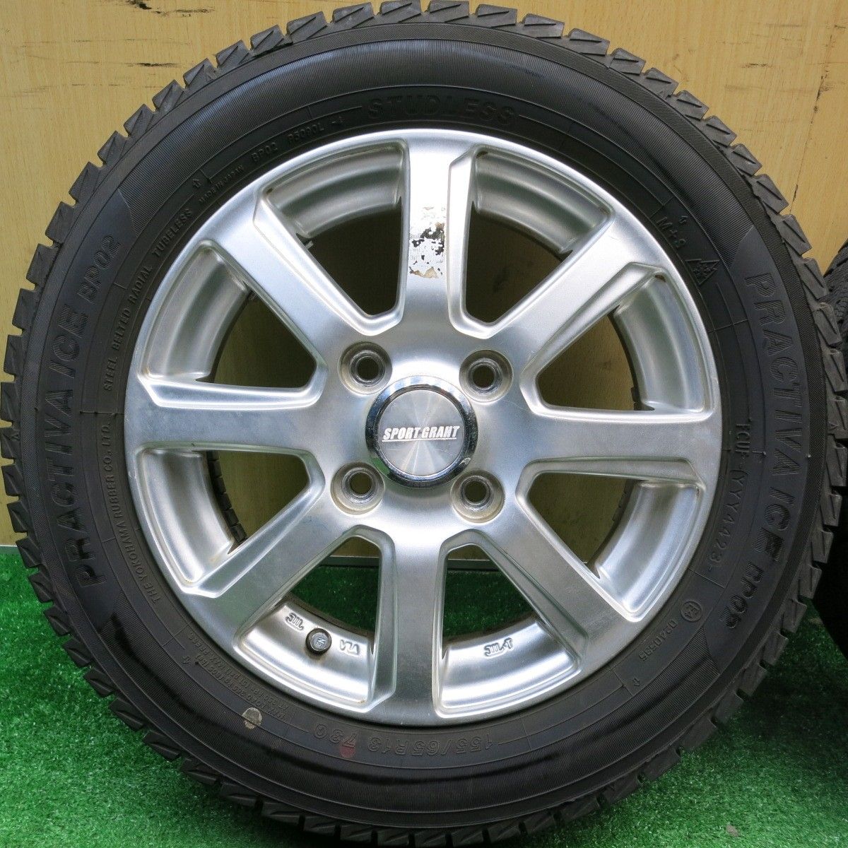 バリ溝！23年！9.5分以上☆スタッドレス 155/65R13 プラクティバ 