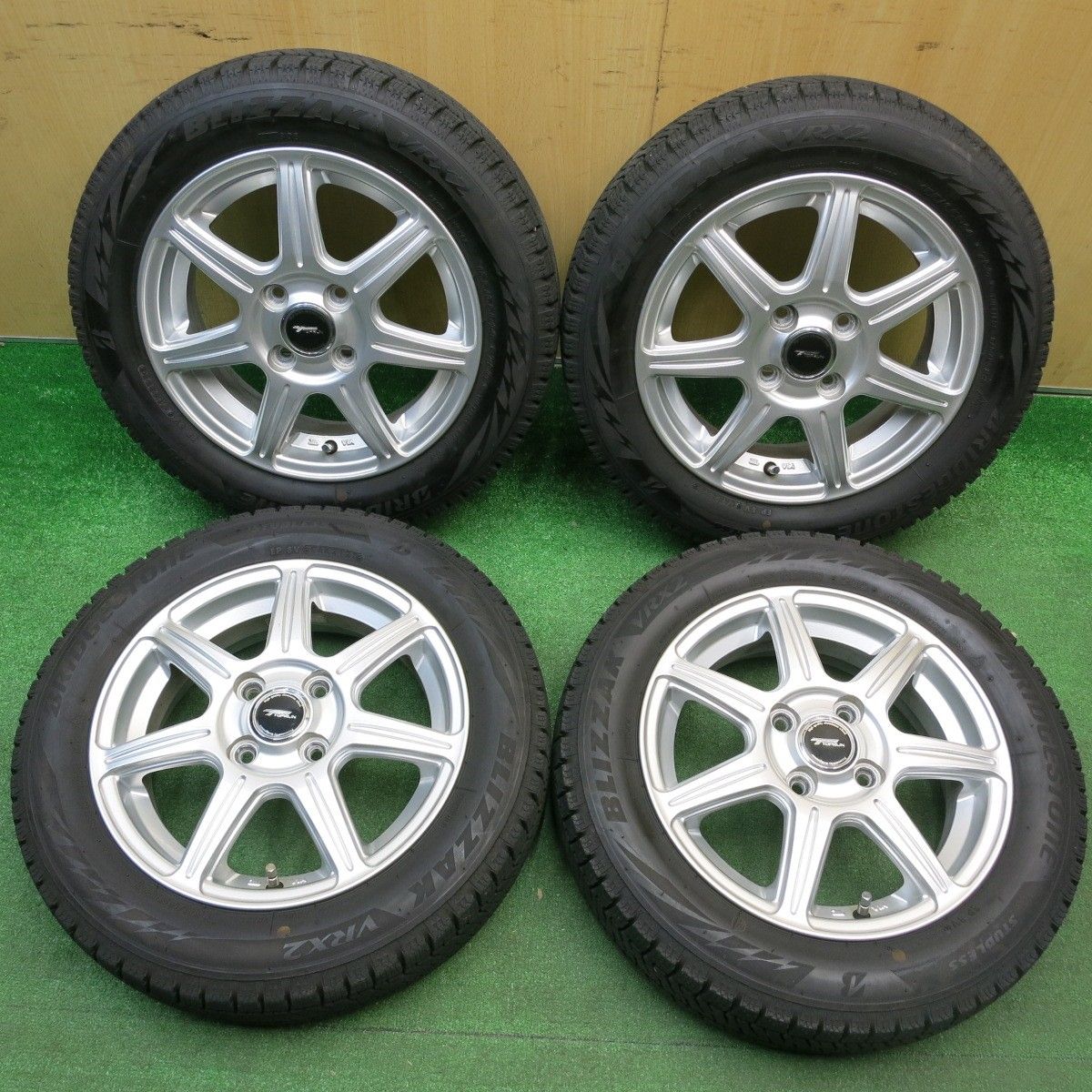 バリ溝　ブリヂストン　VRX2 155/65R14 2023年製　　4本 ブリヂストンVRX2 155/65R14 2022年製 バリ溝イボ付4本セット
