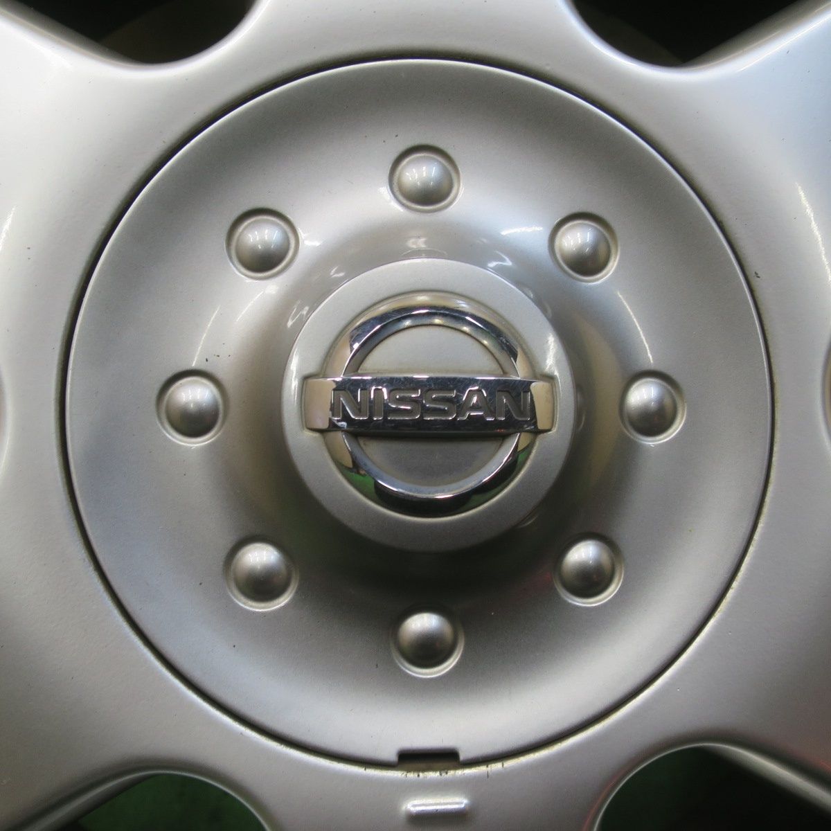 4本価格！21年☆日産 E51 エルグランド 純正 215/60R17 スタッドレス