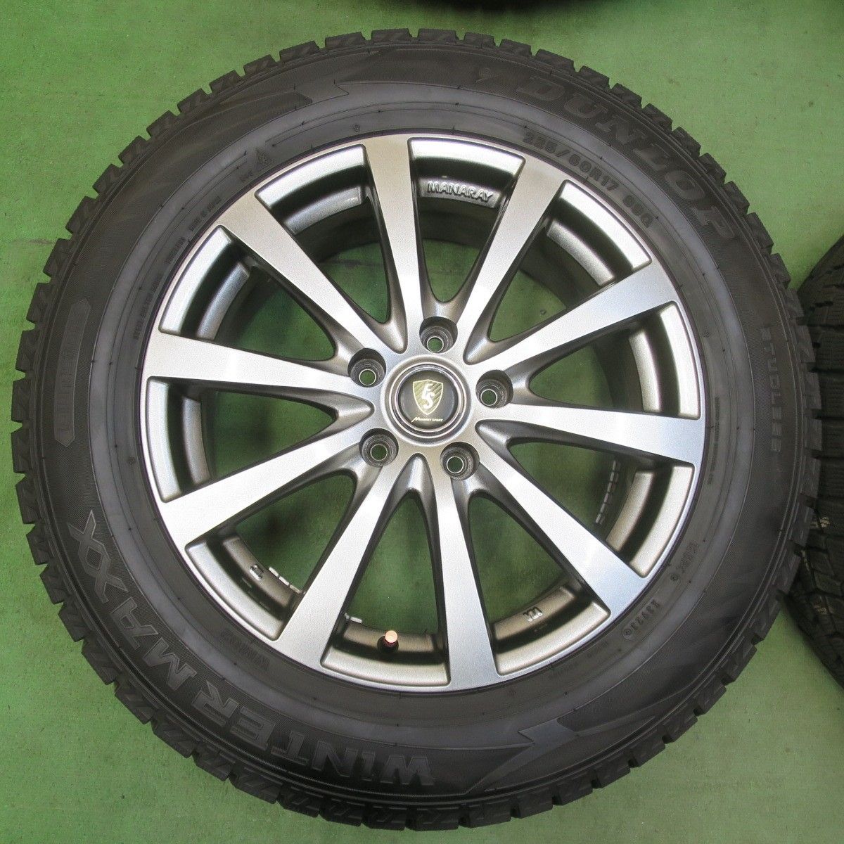 バリ溝！23年！キレイ！9.5分☆スタッドレス 225/60R17 ダンロップ