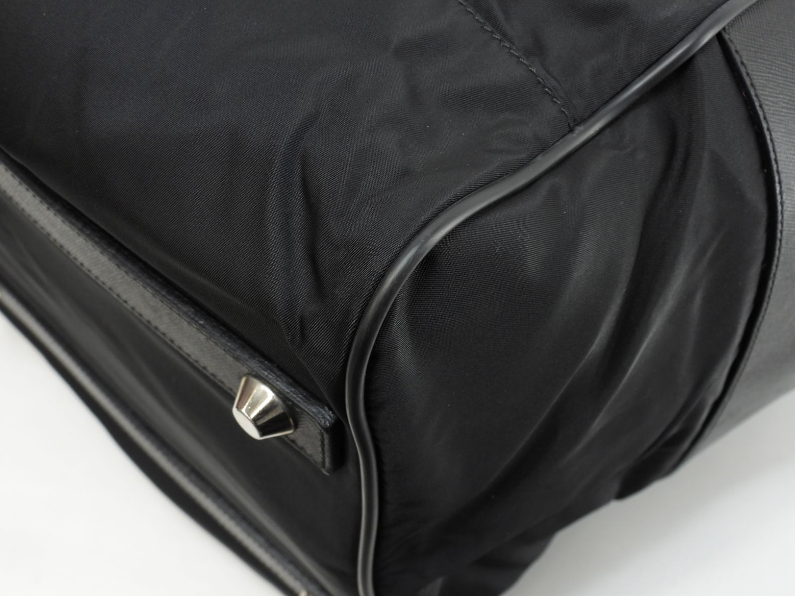 PRADA プラダ 三角プレート ボストンバッグ トラベルバッグ 黒色 プラダ s付ボストンバッグ大 三角プレート ナイロン革黒 トラベル 旅行