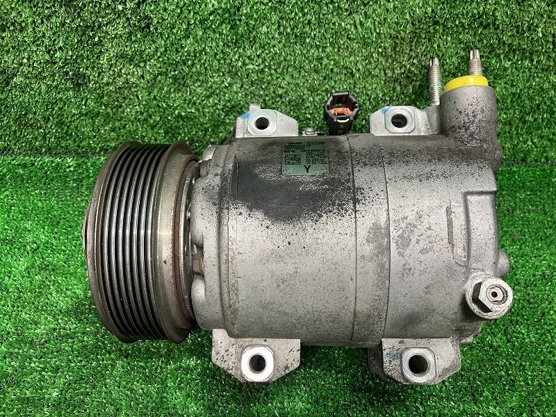 NV350キャラバン VW6E26 エアコンコンプレッサー ロング低床DX 4WD 6人