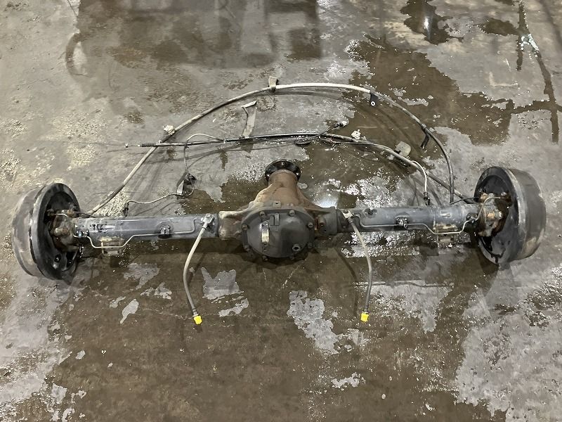 NV350キャラバン VW6E26 リアアクスルホーシング・デフホーシング ロング低床DX 4WD 6人 38420-12S70 430A0-3XA8D