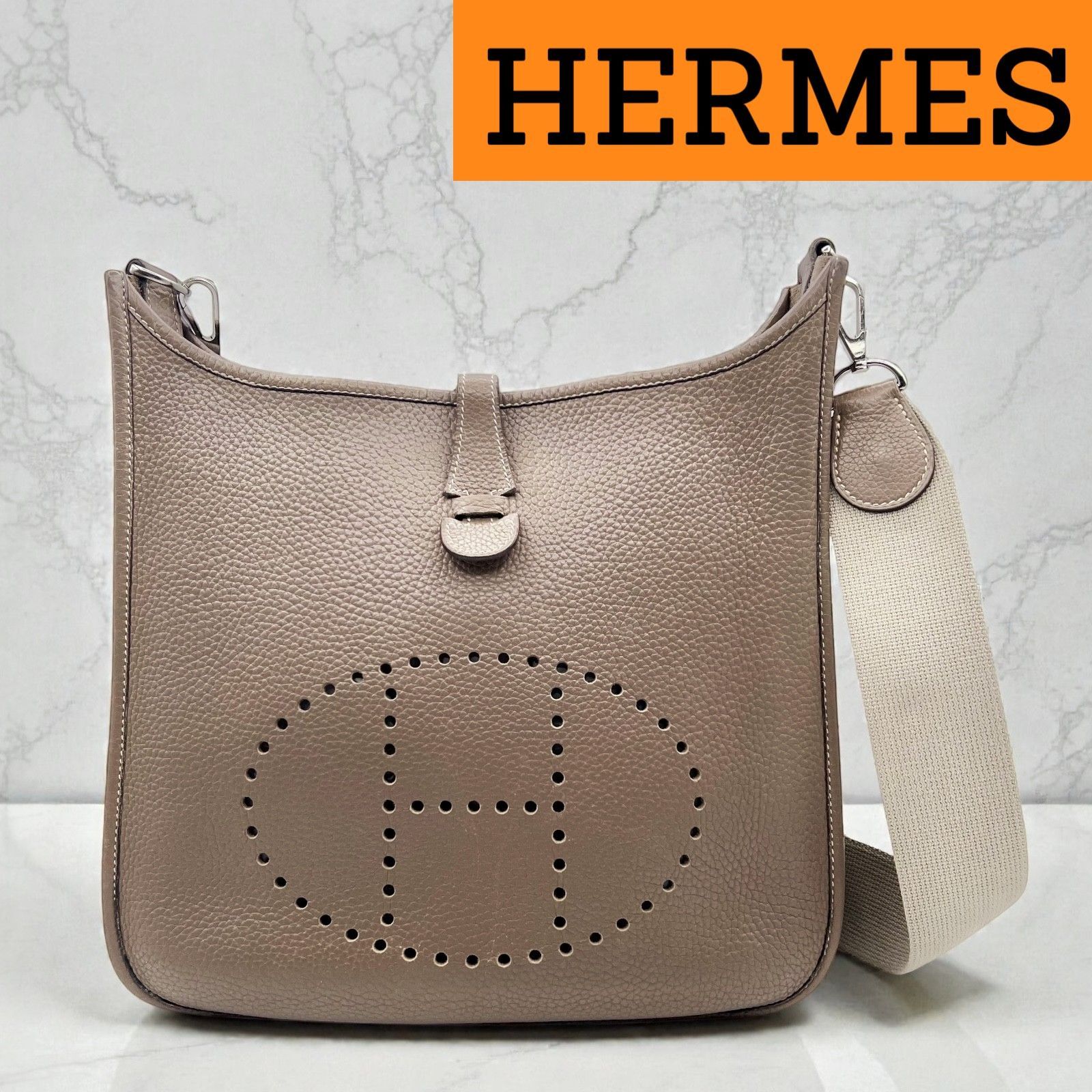 HERMES エヴリン 2 PM エトゥープ グレージュ トリヨンクレマンス HERMES エヴリン 2 PM エトゥープ グレージュ トリヨンクレマンス