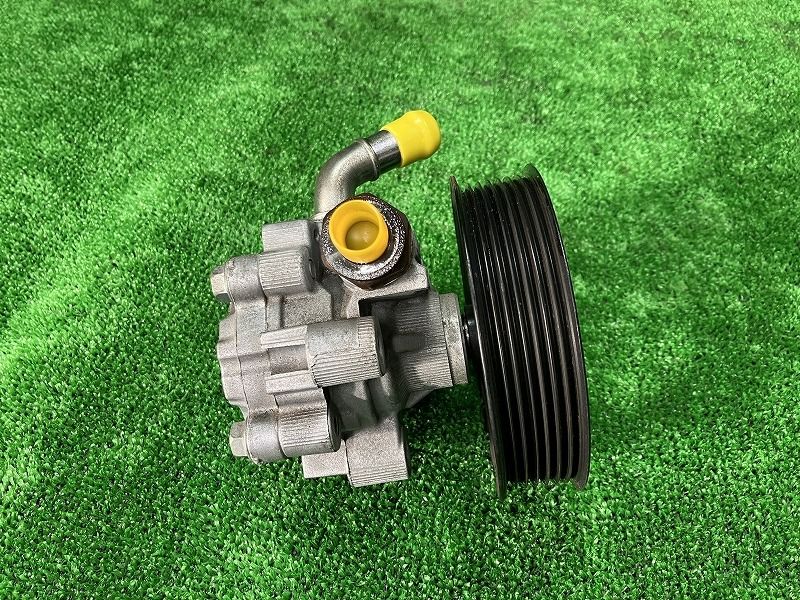 ハイエース GDH206K パワステベーンポンプ・パワステポンプ ロングDX 4WD 3/6人 W9J37830 44310-26440 209