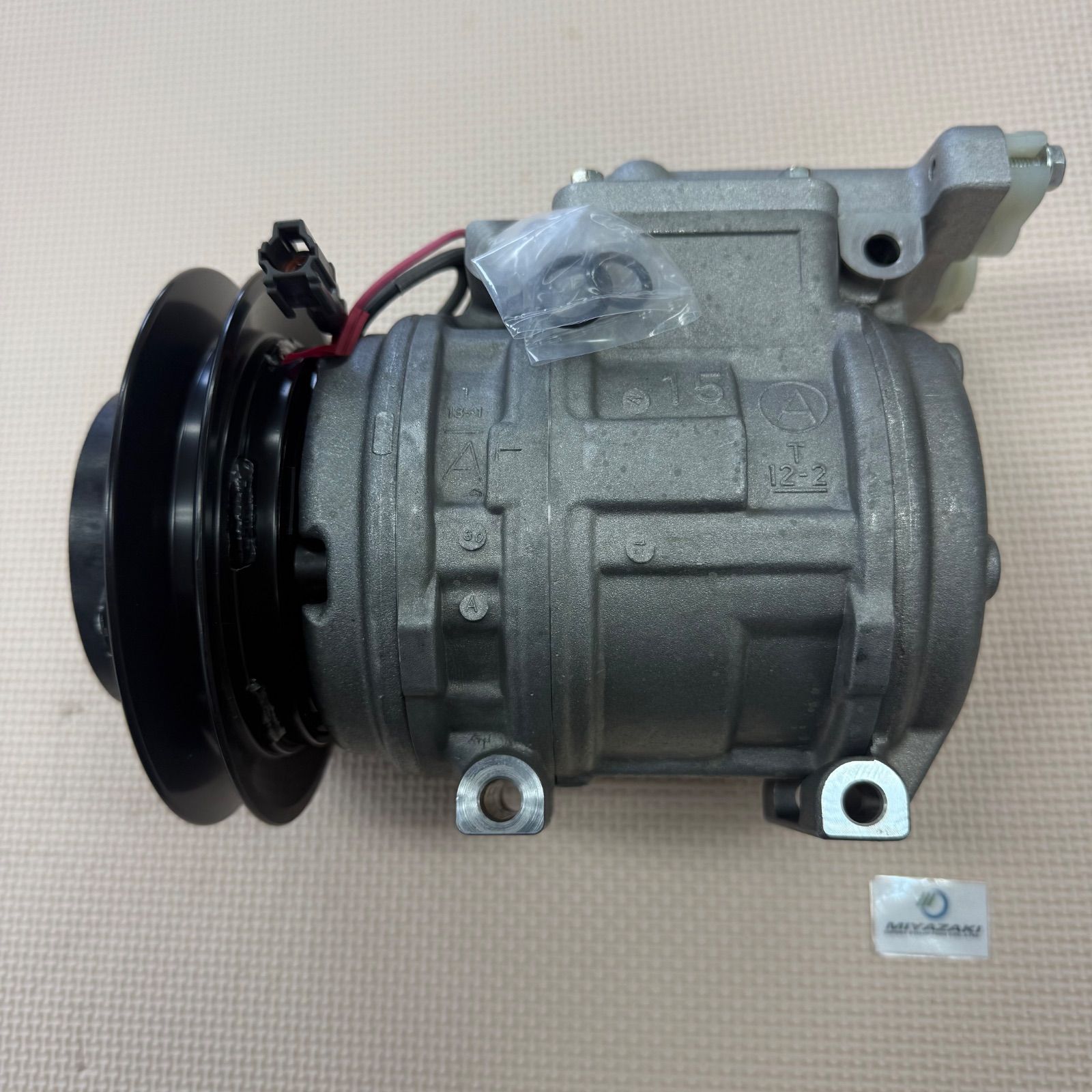 DENSO デンソー コンプレッサー メーカーリビルト品 いすゞ ギガ