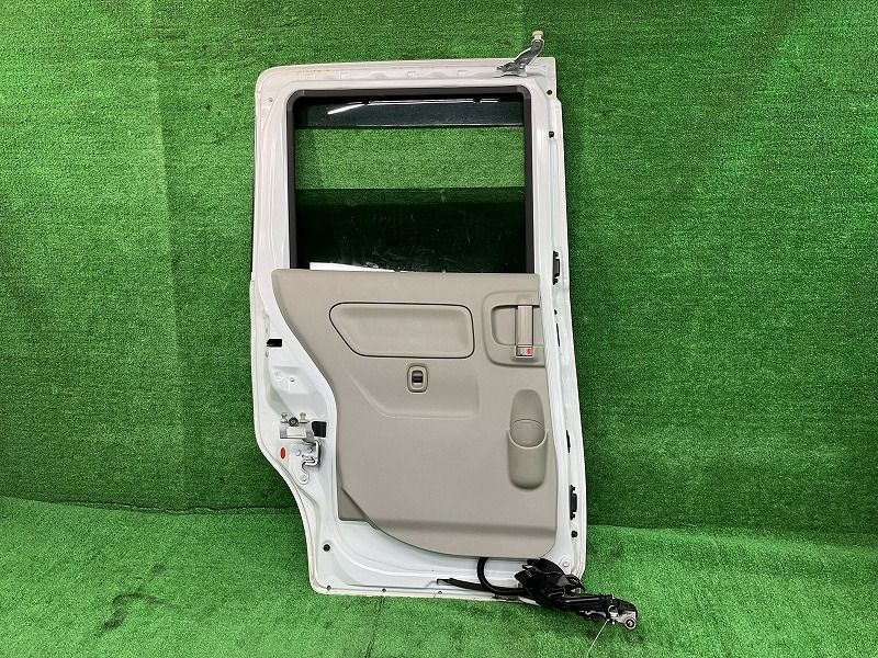 スペーシア MK32S 左リアドア G 4WD ニホンイタ M28Q8 68701-81M01 Z7T