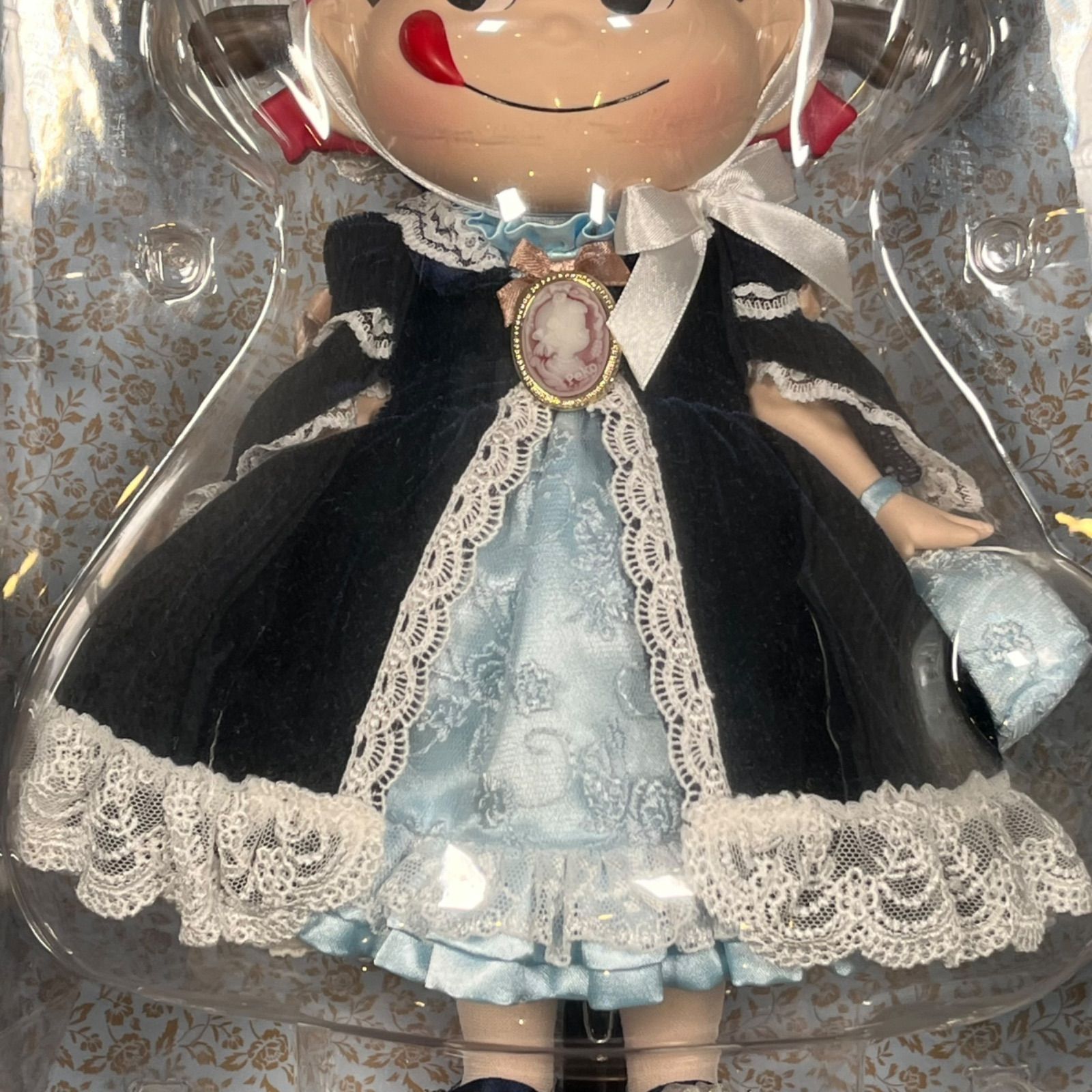 管2512-84】不二家 60周年 記念 ペコちゃん 人形／グッズドール