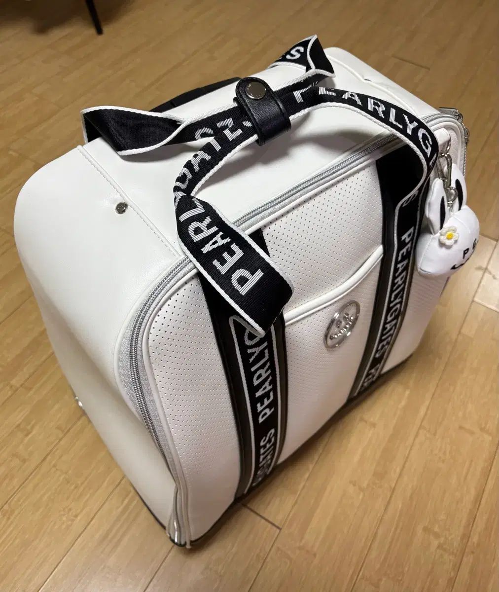 新品) パーリーゲイツ キャスター付き ボストンバッグ - メルカリ