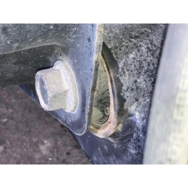 車 アイミーブ HA3W リアアクスルビーム I-MIEV 4120A021 W37