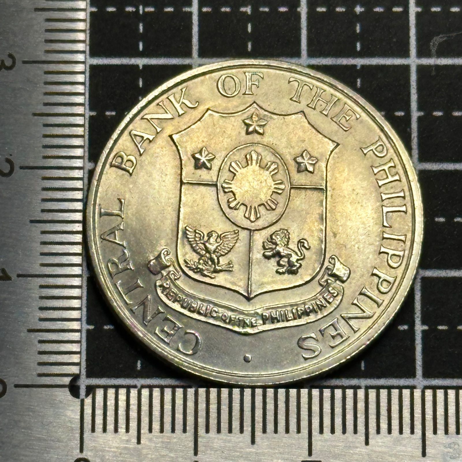 1964年 フィリピン 50センタボス硬貨／自由の女神と金床・マヨン火山