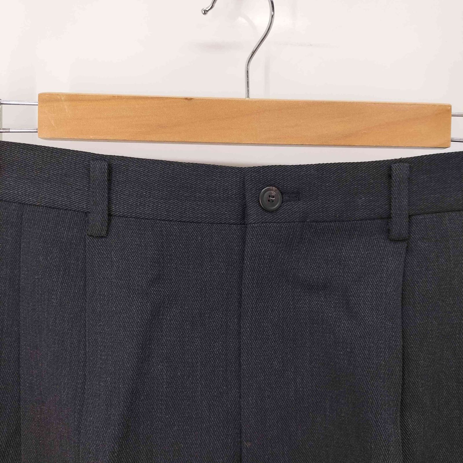 イッセイミヤケ ISSEY MIYAKE 2タック ウールスラックス メンズ JPN：M