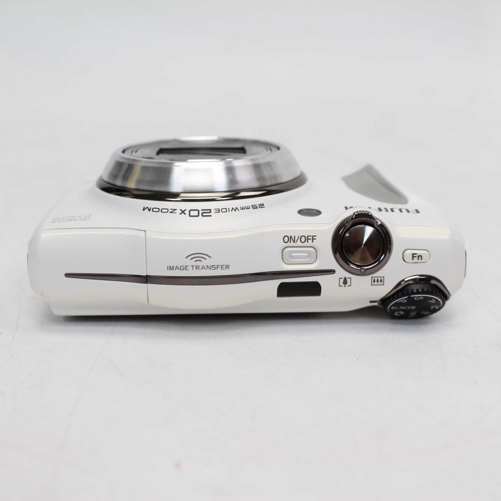 FUJIFILM F800EXR 20倍ズーム ホワイト 【公式通販】