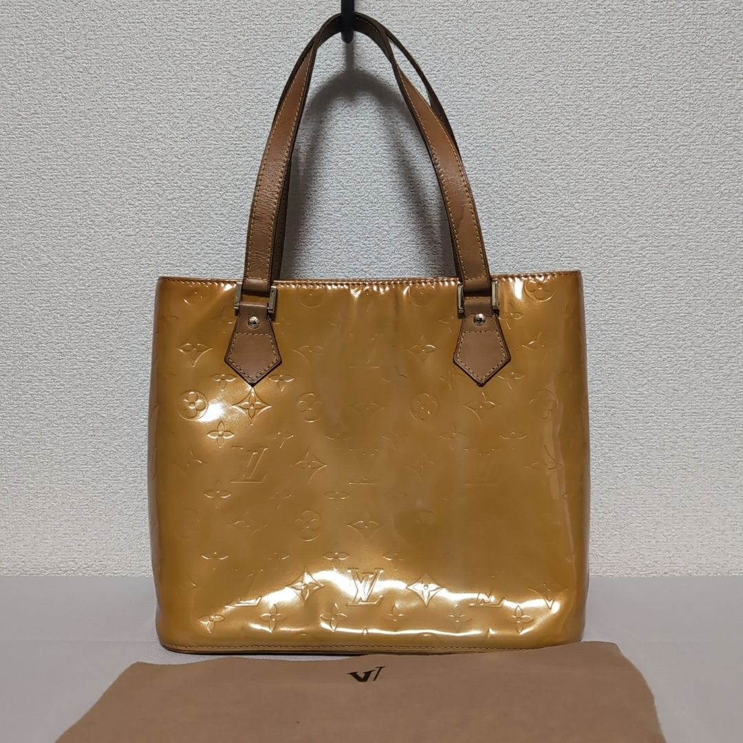 ルイヴィトン ヒューストン モノグラム・ヴェルニ イエロートート