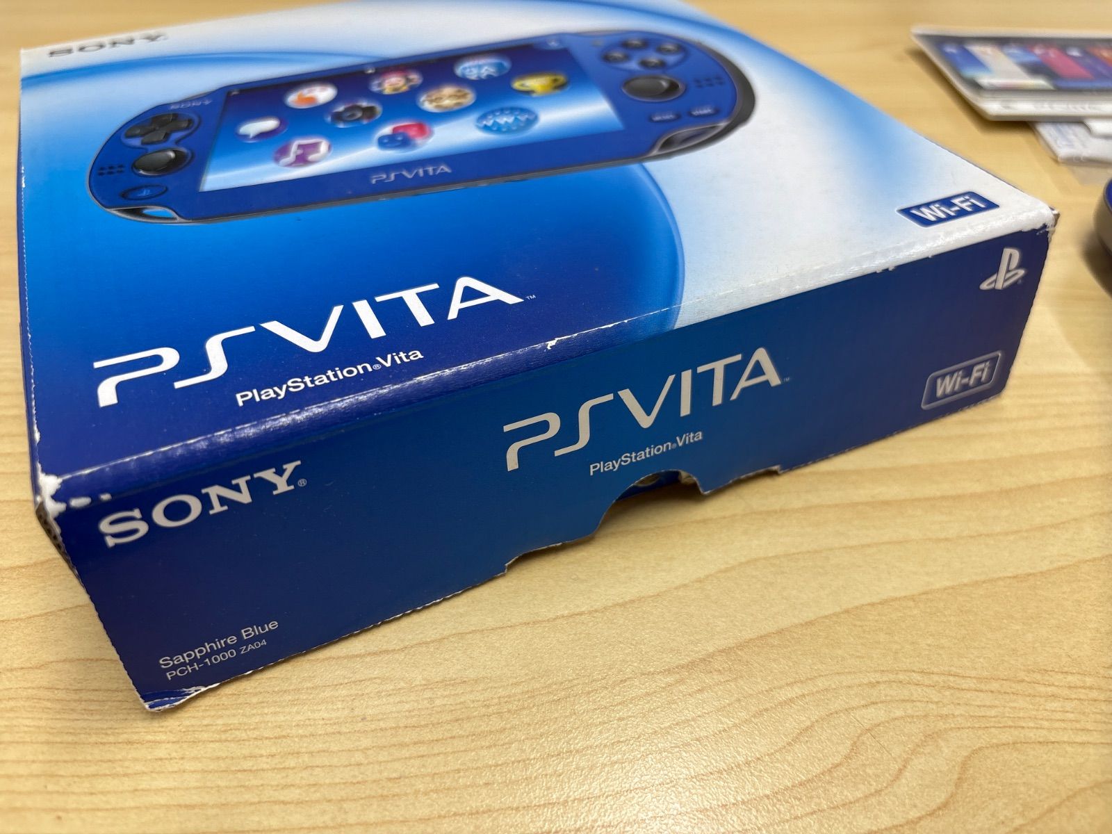 PSVita PCH-1000 ZA04 サファイアブルー 箱付き - メルカリ