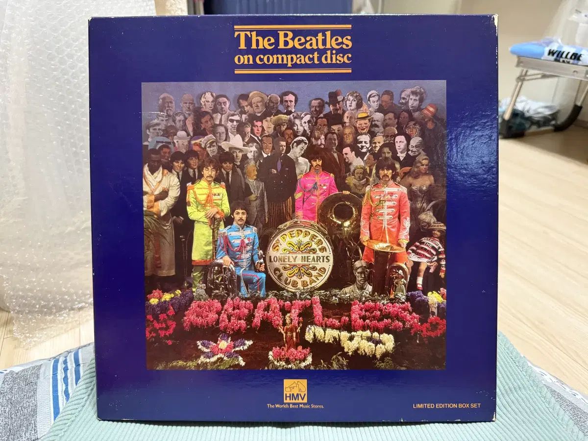 収入 CD ） The Beatles ー Sgt Pepper Box Set - メルカリ
