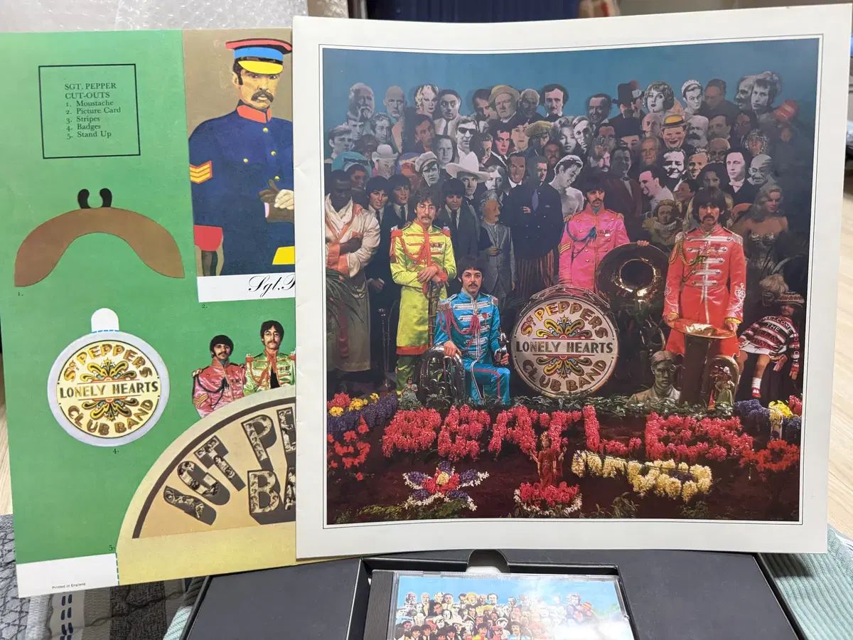 収入 CD ） The Beatles ー Sgt Pepper Box Set - メルカリ