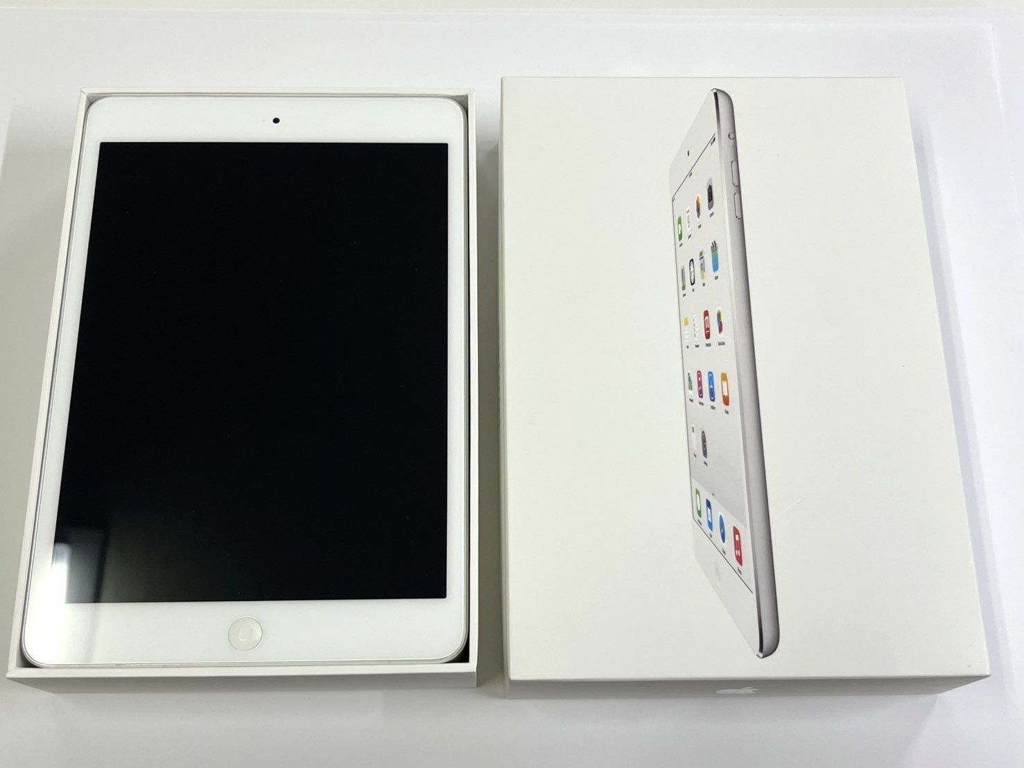 中古】iPad mini 2 本体 シルバー 箱・充電器付き - メルカリ