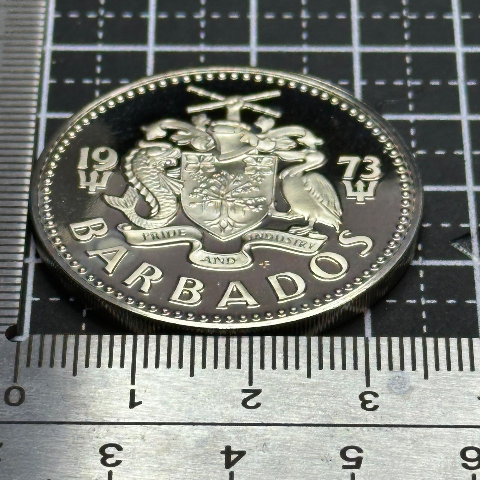 バルバドス 10ドル銀貨 1973年 量目が38g バルバドス銀貨 1973年 10ドル / 38．61g バルバドス 1973