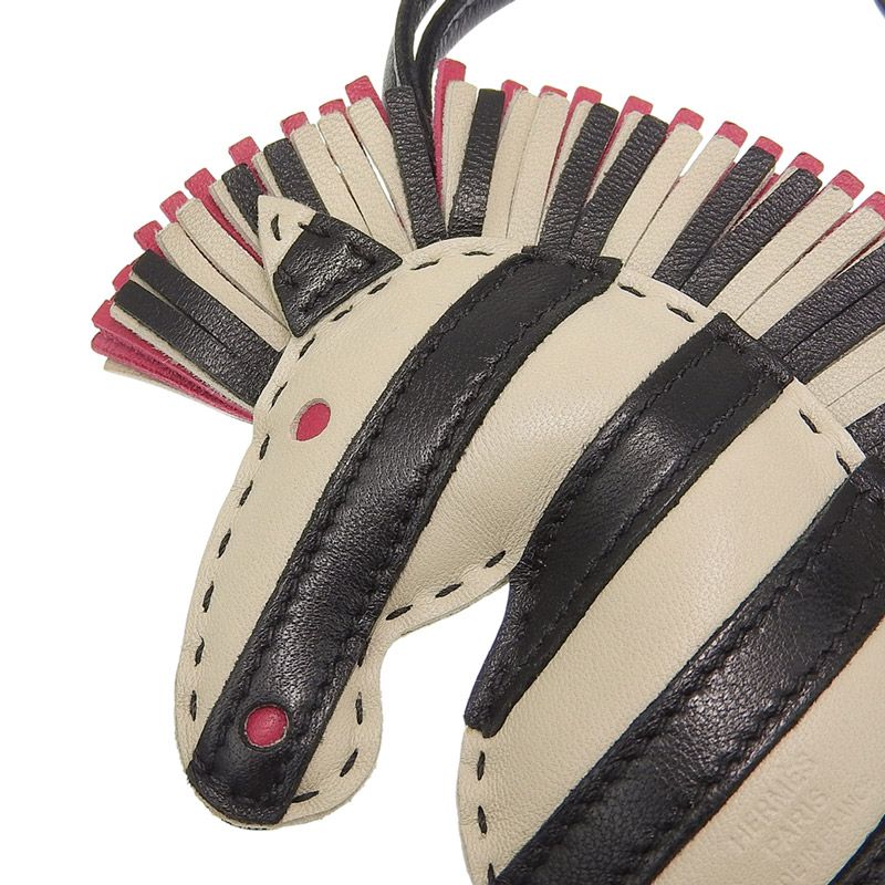 エルメス　HERMES ジージーサバンナ　ゼブラ　バッグチャーム　Z刻印 エルメス HERMES ジージー サバンナ ゼブラ バッグチャーム