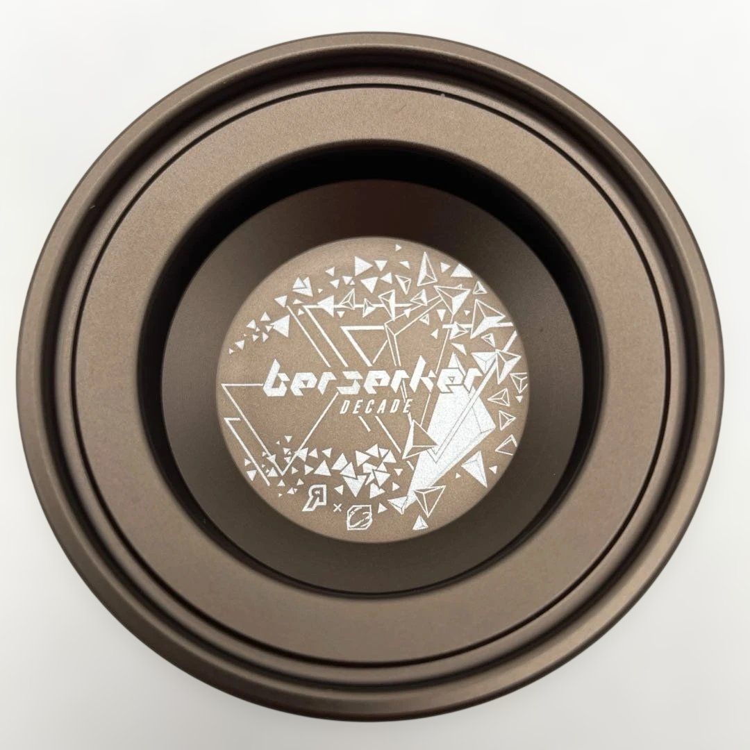 C3yoyodesign バーサーカーディケイド ブラウン単色 berserker DECADE