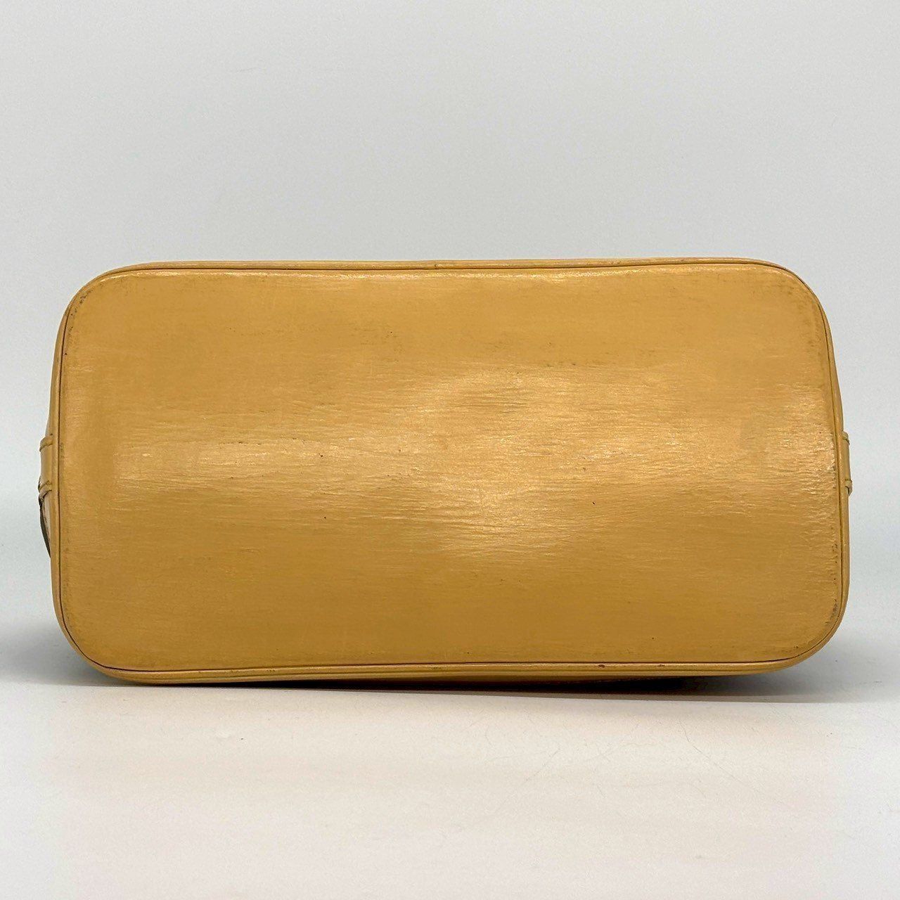 気品を携える名品】 LOUIS VUITTON ルイヴィトン アルマPM モノグラム