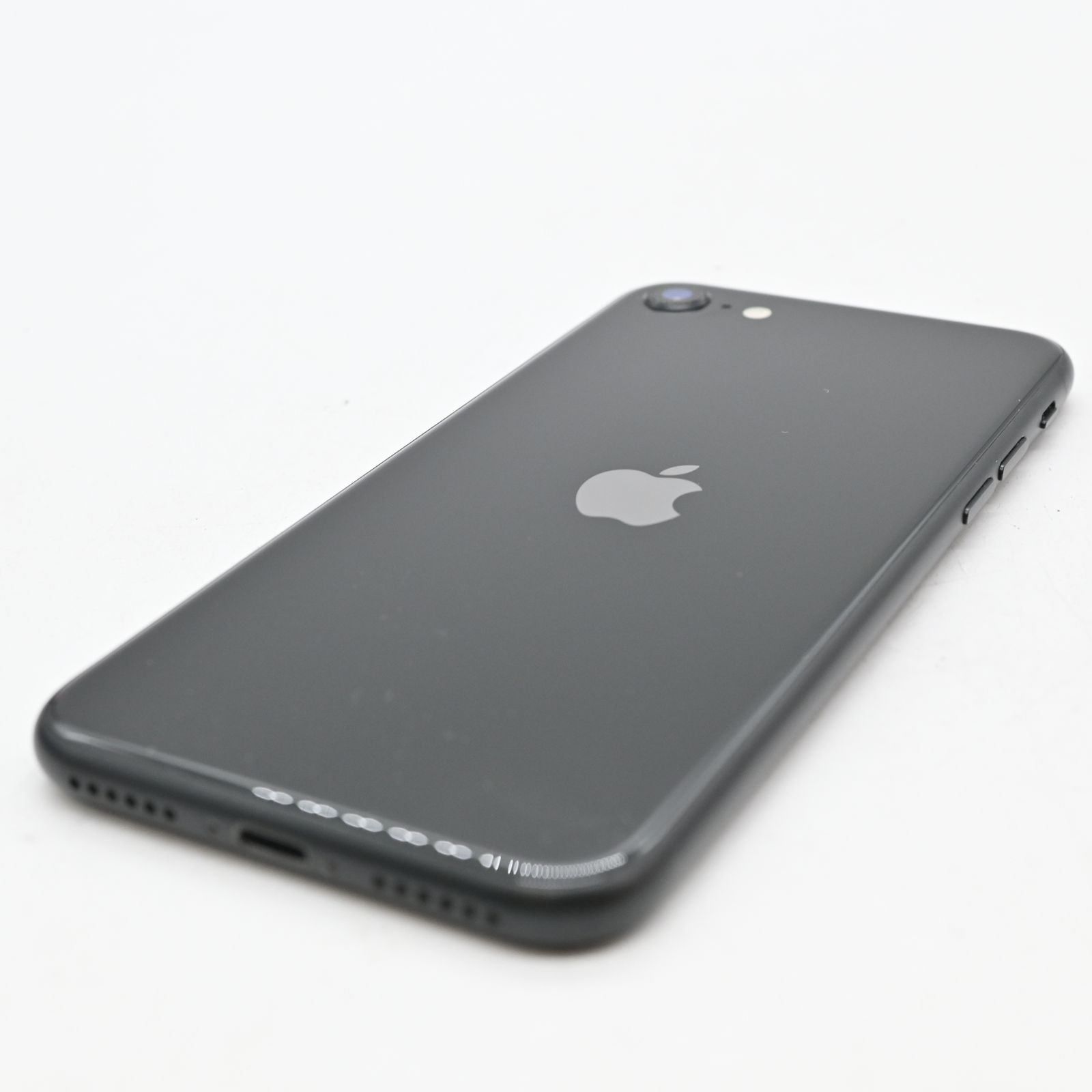 iPhone SE 第2世代 128GB SIMフリー バッテリー76% 157 スマートフォン