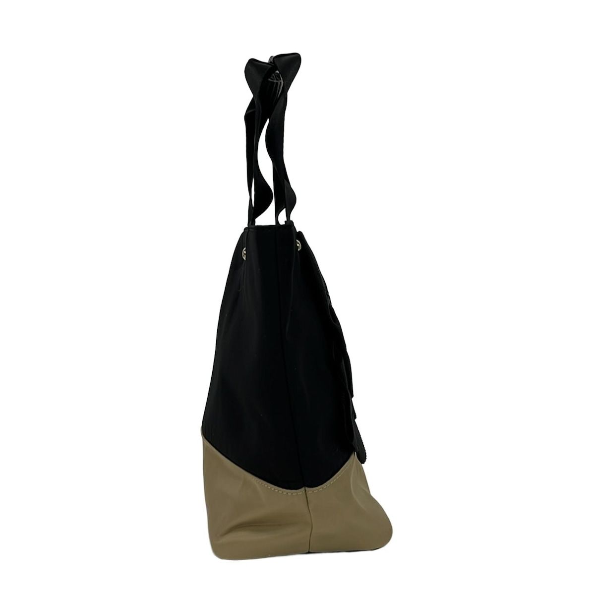 TOCCA(トッカ) ハンドバッグ - 黒×ベージュ リボン レザー - メルカリ