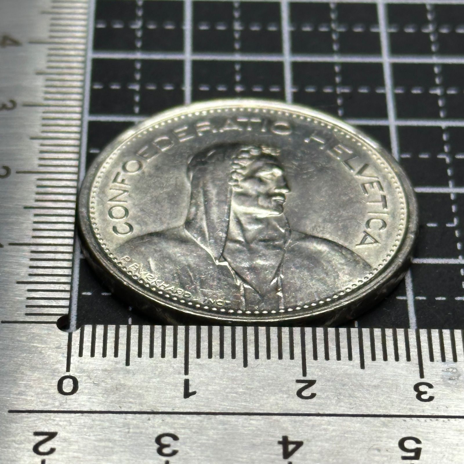 銀貨】1969年 スイス 5フラン銀貨／ヘルヴェティア女神像・スイス盾章